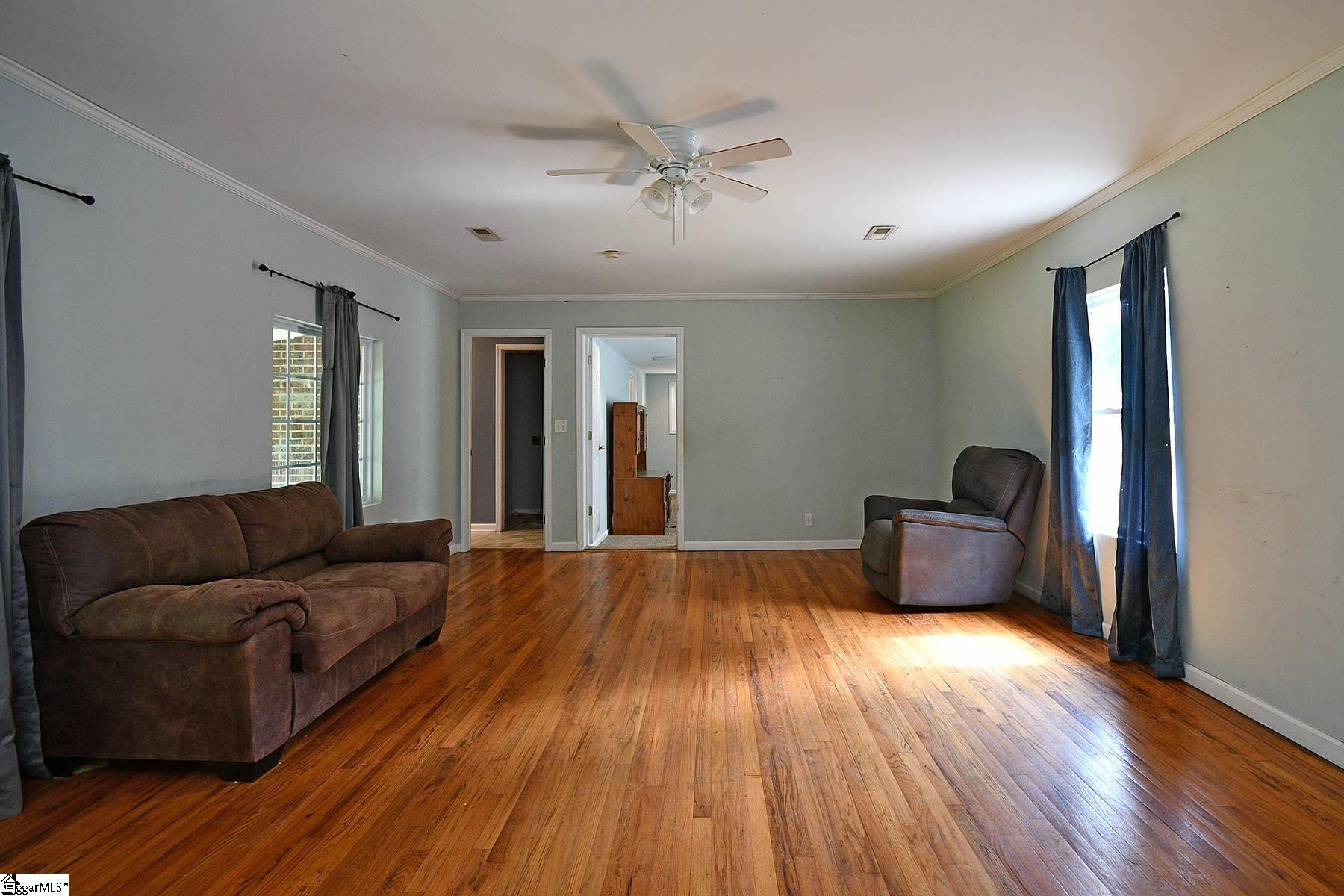 704 Powers Road Laurens, SC 29360 - Photo 10 of 36 Gallery Image 10