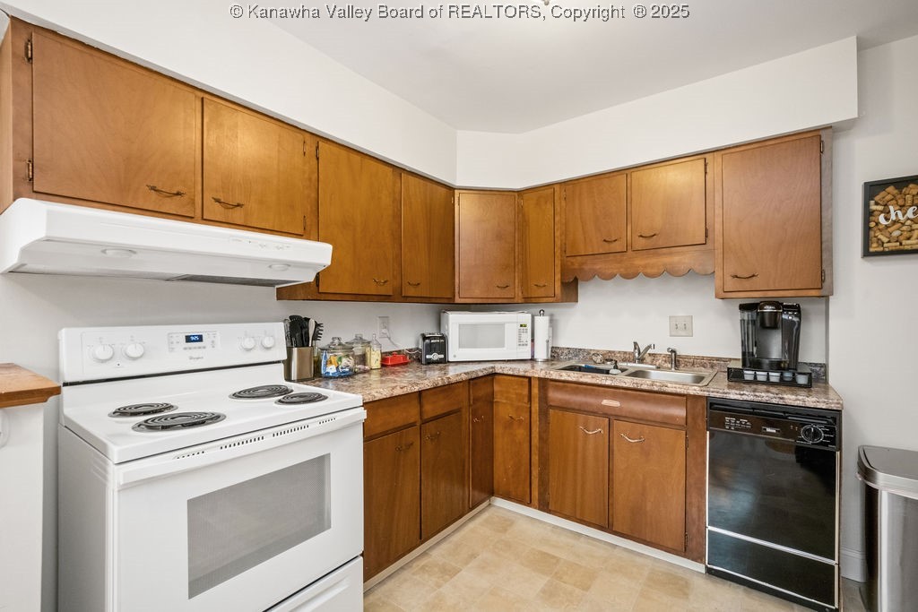 1013 Walnut Road, Unit 4 Charleston, WV 25314 - Photo 12 of 34 Gallery Image 12