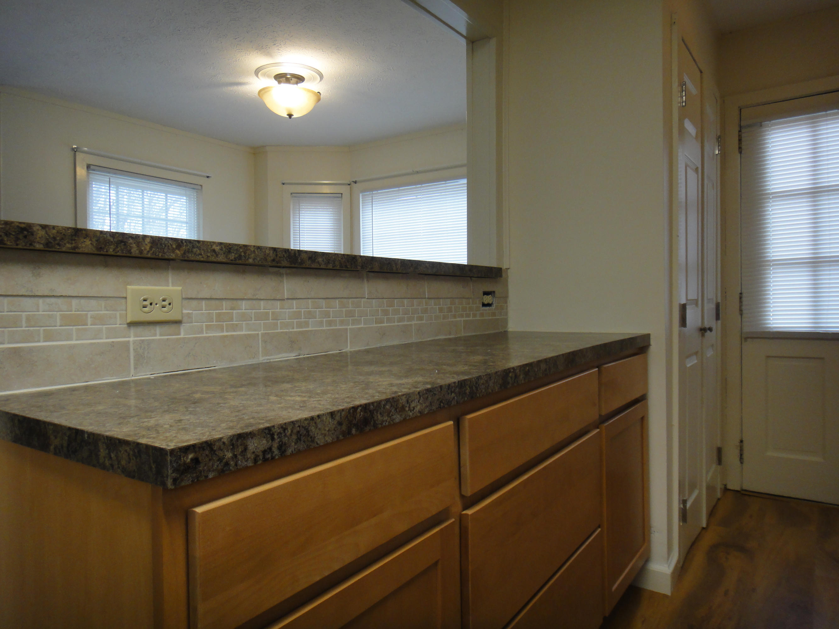 220 Outer Drive Oak Ridge, TN 37830 - Photo 5 of 18 DSC01993