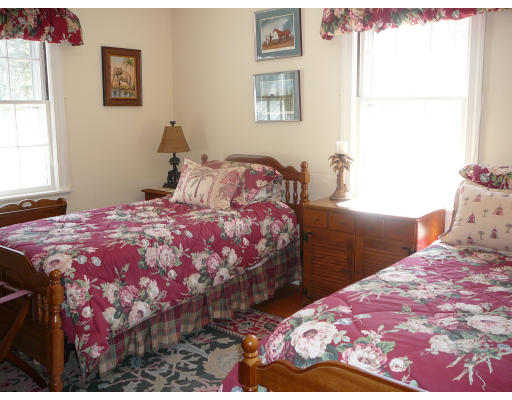 94 Englewood Road Longmeadow, MA 01106 - Photo 12 of 22 Gallery Image 12