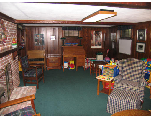 94 Englewood Road Longmeadow, MA 01106 - Photo 16 of 22 Gallery Image 16