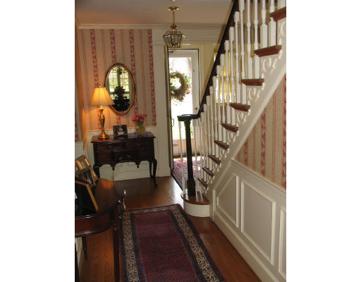 94 Englewood Road Longmeadow, MA 01106 - Photo 2 of 22 Gallery Image 2
