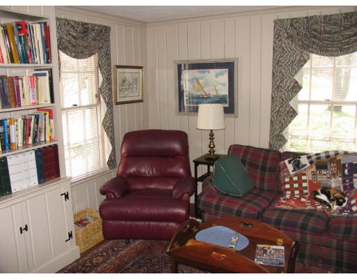 94 Englewood Road Longmeadow, MA 01106 - Photo 9 of 22 Gallery Image 9