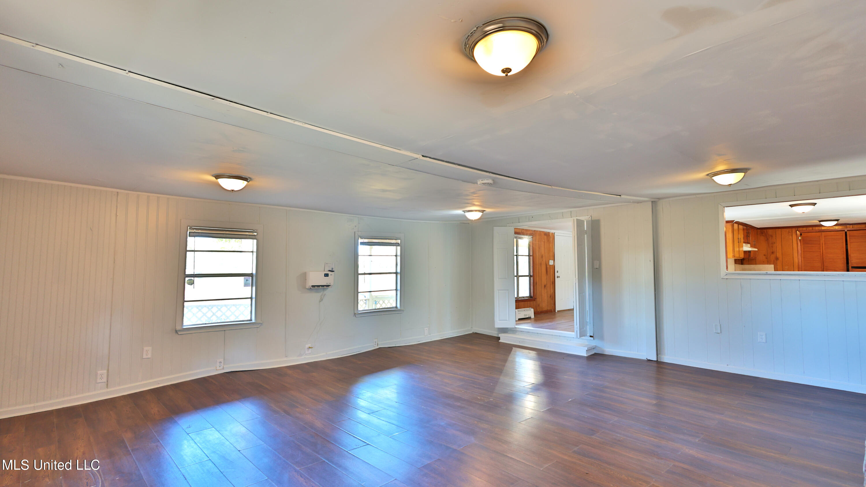 2425 Davis Road Byram, MS 39170 - Photo 8 of 19 2425 8