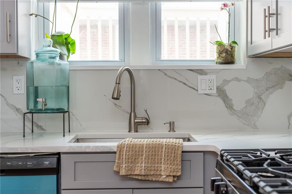 1058 Birch Street Southwest Atlanta, GA 30310 - Photo 30 of 70