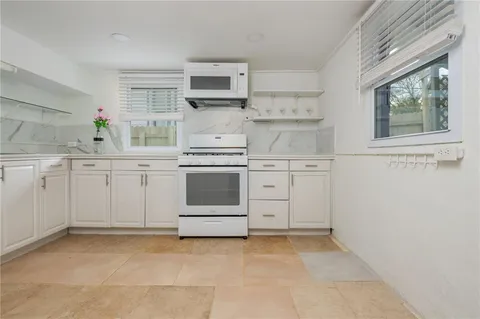 $550,000 | 1058 Birch Street Southwest, Atlanta, GA 30310