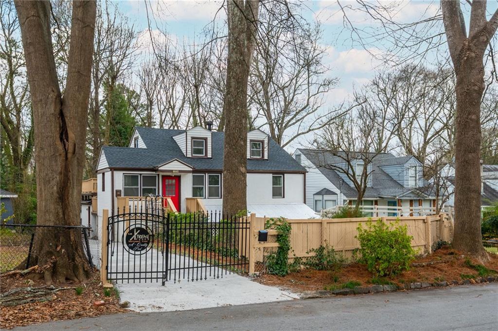 1058 Birch Street Southwest Atlanta, GA 30310 - Photo 7 of 70