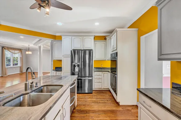 $799,950 | 1721 Walden Circle, Salem, VA 24153