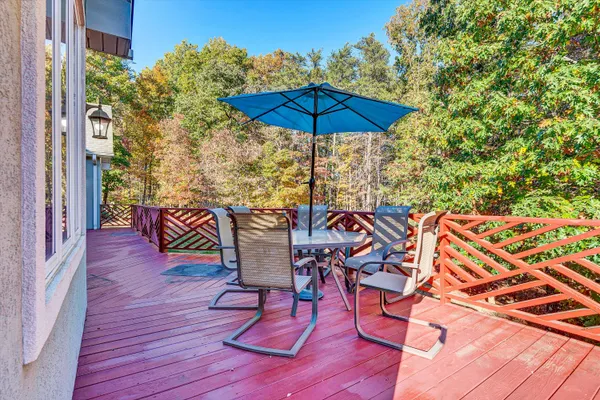 $799,950 | 1721 Walden Circle, Salem, VA 24153