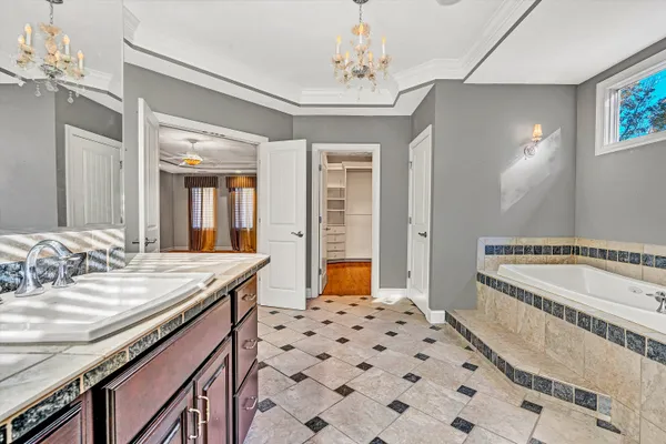 $799,950 | 1721 Walden Circle, Salem, VA 24153