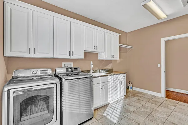 $799,950 | 1721 Walden Circle, Salem, VA 24153