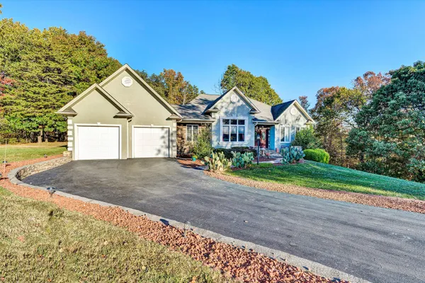 $799,950 | 1721 Walden Circle, Salem, VA 24153