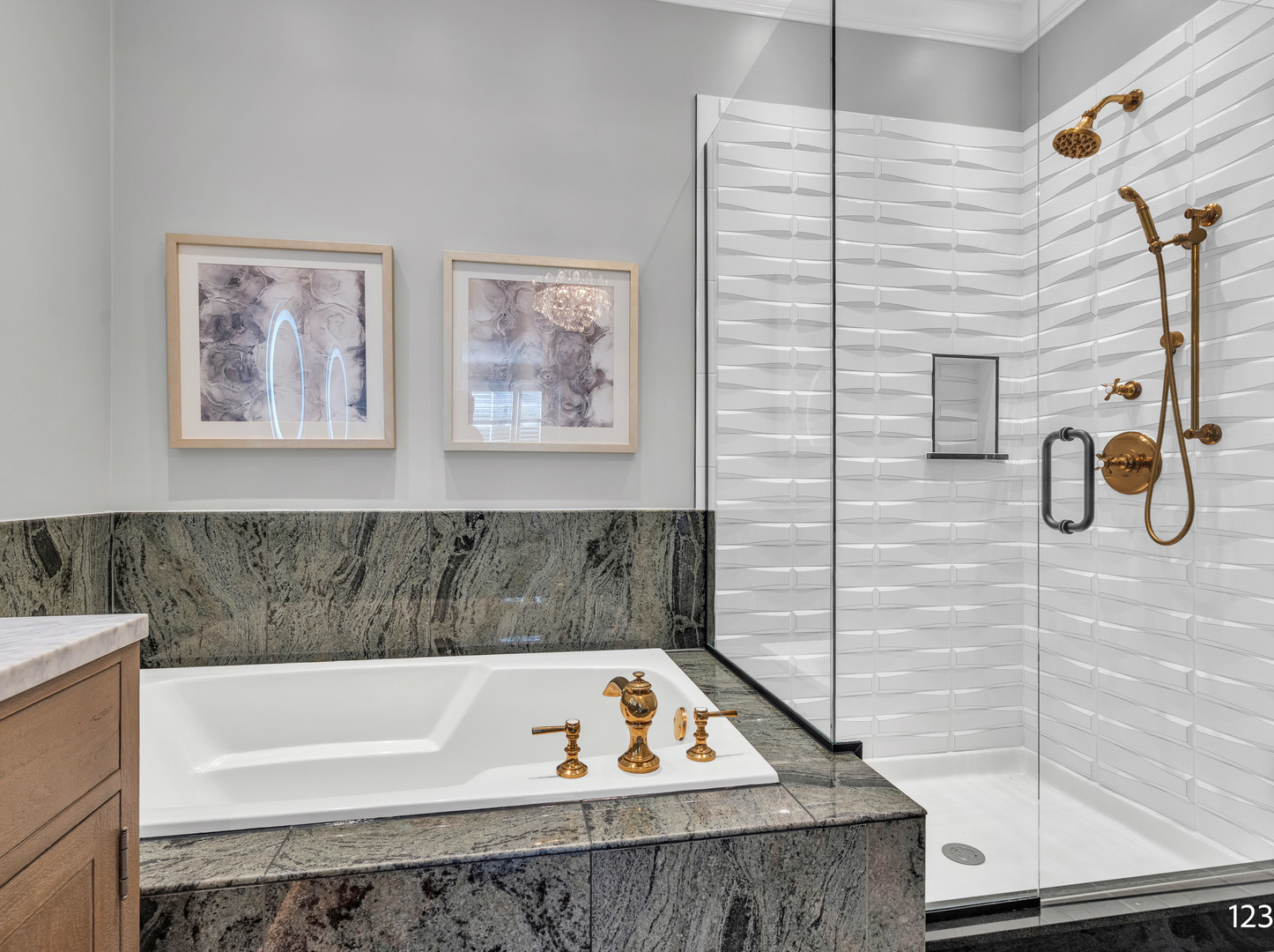 1754 Park Ridge Point, Unit 1754 Park Ridge, IL 60068 - Photo 18 of 39 a bathroom with a bathtub and shower