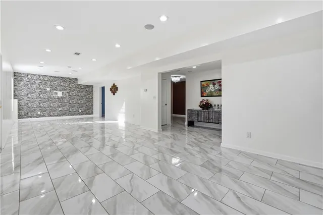 $3,800 | 348 Santa Anita Avenue, Woodstock, GA 30189