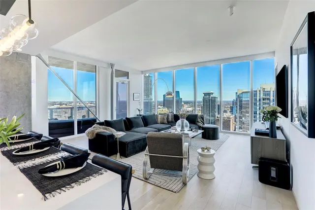 $1,850,000 | 301 West Avenue, Unit 4103, Austin, TX 78701
