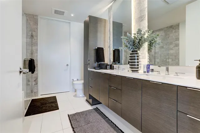 $1,850,000 | 301 West Avenue, Unit 4103, Austin, TX 78701