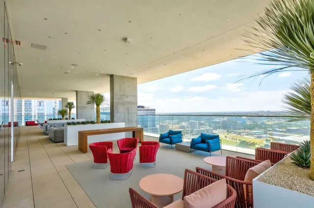 $1,850,000 | 301 West Avenue, Unit 4103, Austin, TX 78701