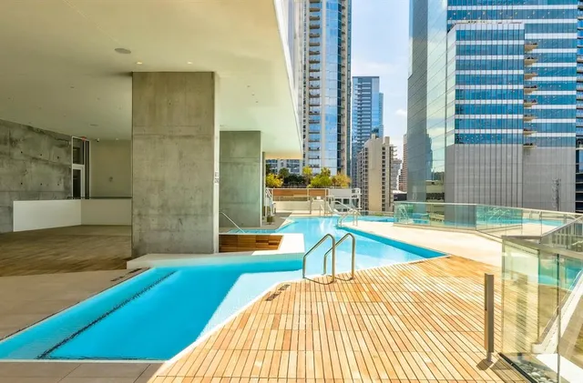 $1,850,000 | 301 West Avenue, Unit 4103, Austin, TX 78701