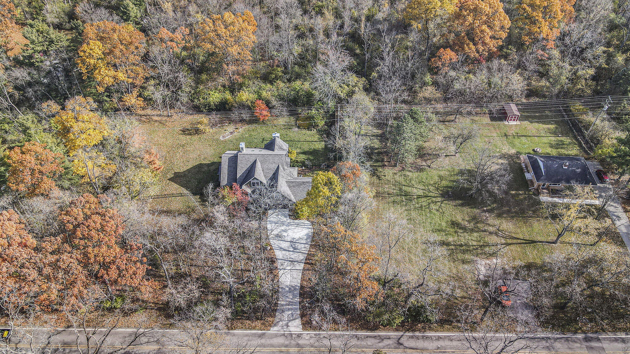 2374 Newport Road Ann Arbor, MI 48103 - Photo 14 of 23 006_8_985