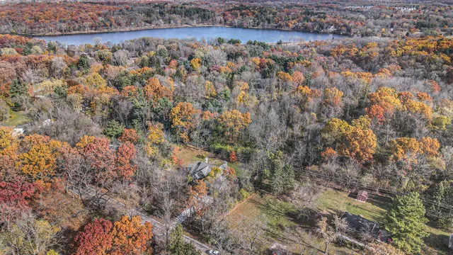 $374,999 | 2374 Newport Road, Ann Arbor, MI 48103