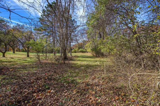 $374,999 | 2374 Newport Road, Ann Arbor, MI 48103