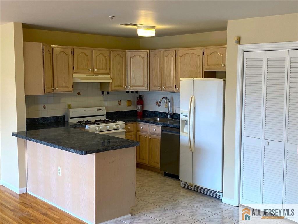 76 Union Street, Unit A10 Newark, NJ 07105 - Photo 5 of 23