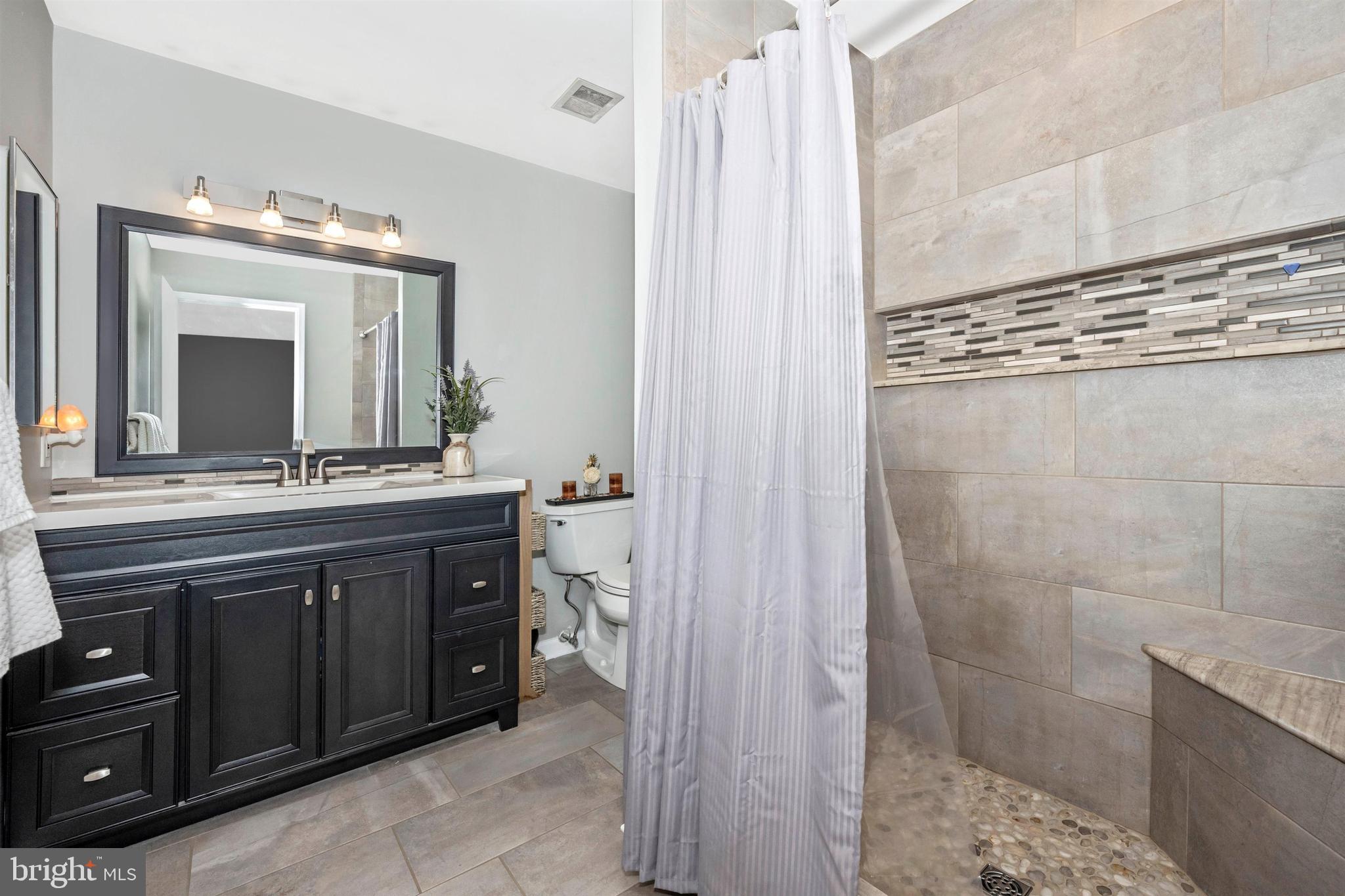 9735 Early Spring Way Columbia, MD 21046 - Photo 16 of 25 Completely Updated Owner's Bath