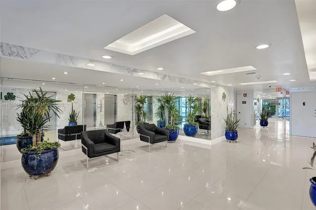 $390,000 | 1600 South Ocean Drive, Unit 12E, Hollywood, FL 33019