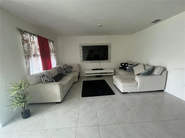 $2,200 | 3329 Aruba Way, Haines City, FL 33844