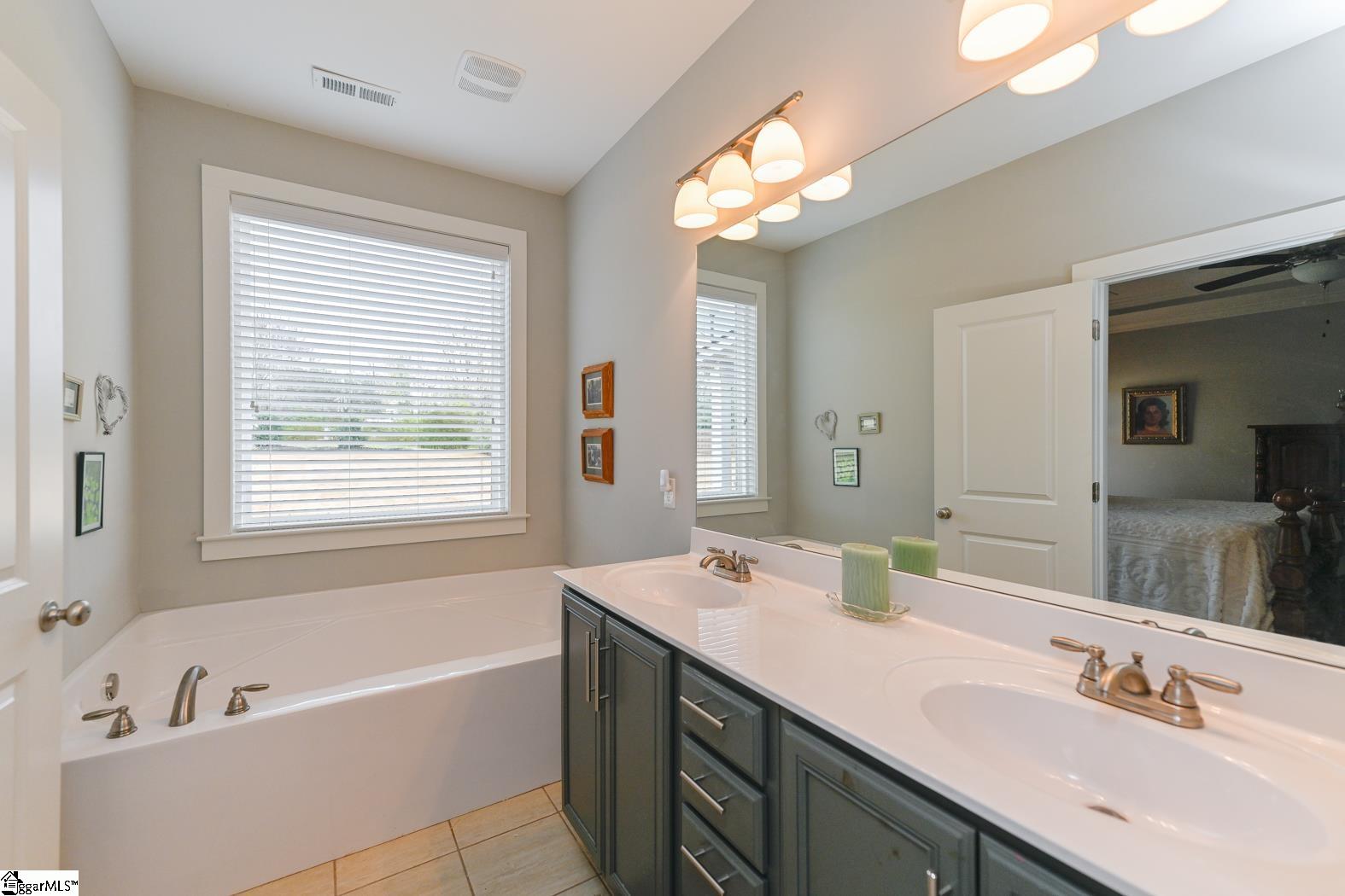 1 Timbertrail Way Travelers Rest, SC 29690 - Photo 12 of 24 Gallery Image 12