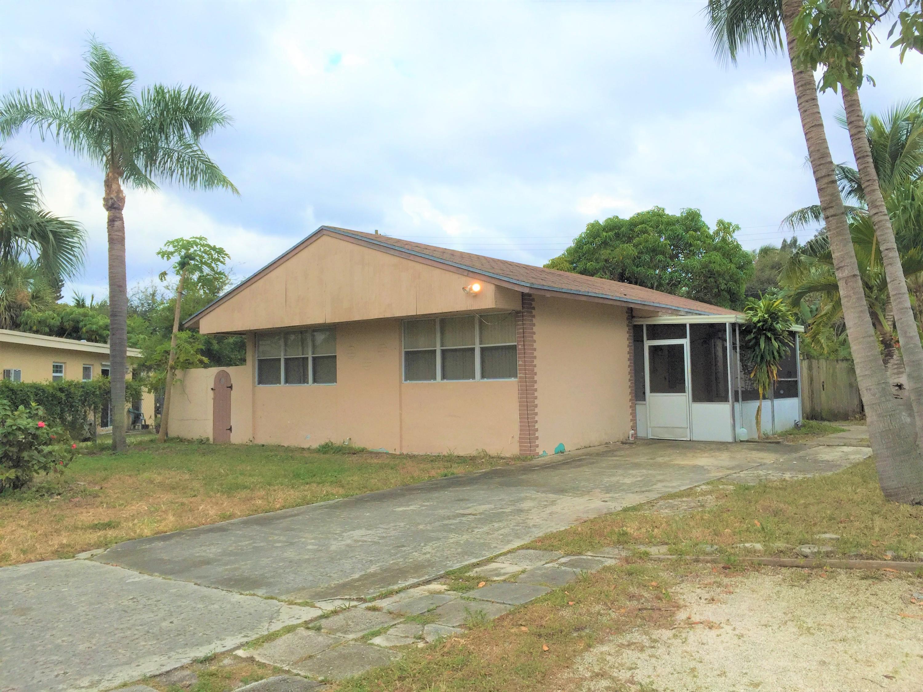 250 Manchester Street Boca Raton, FL 33487 - Photo 1 of 31 IMG_4243