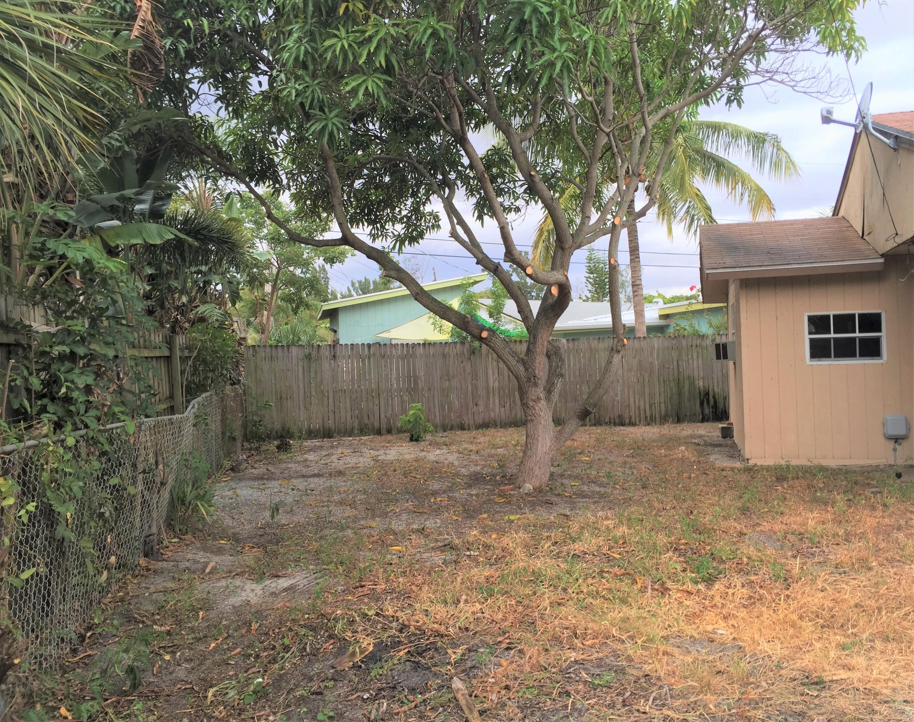 250 Manchester Street Boca Raton, FL 33487 - Photo 26 of 31 IMG_4230