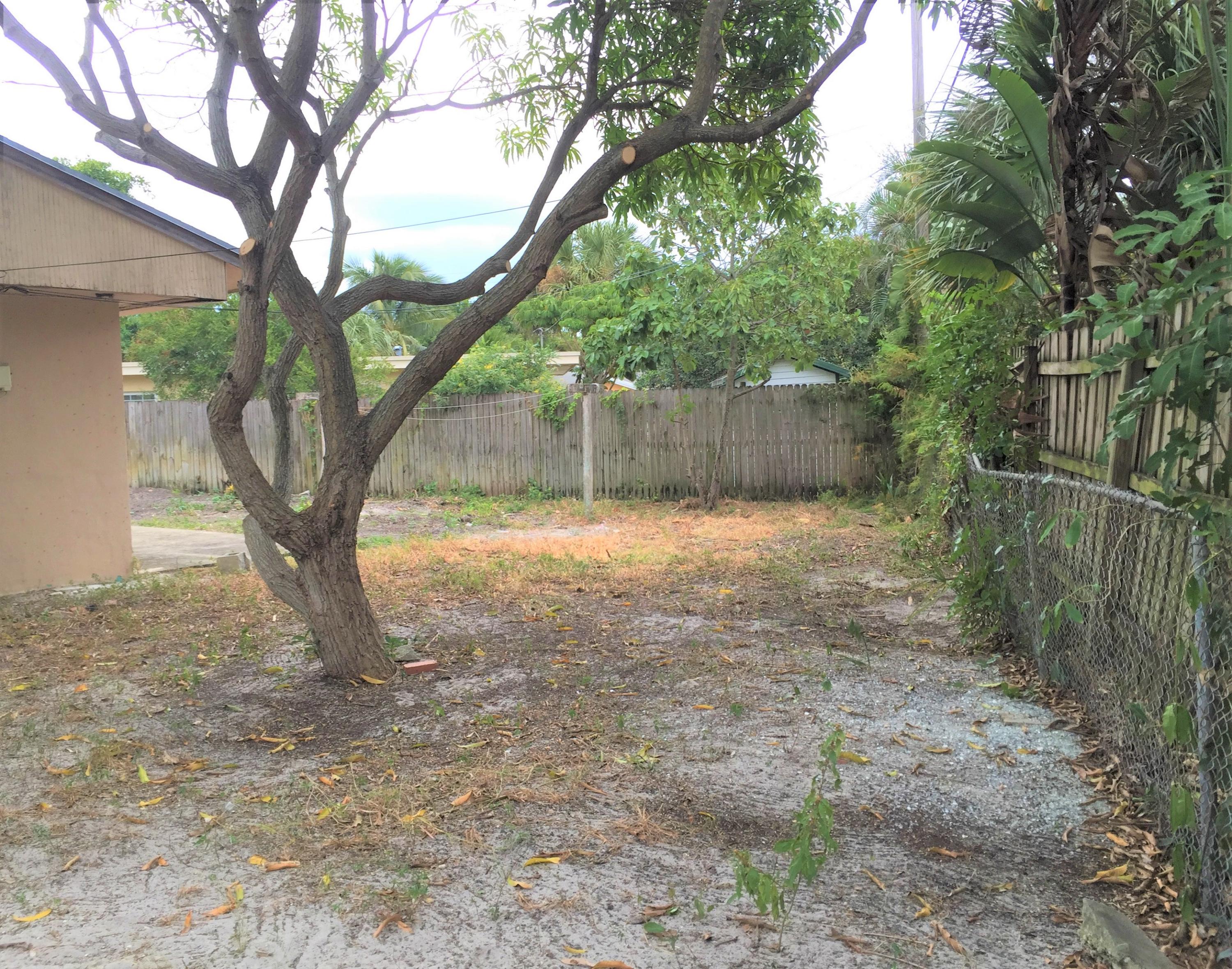 250 Manchester Street Boca Raton, FL 33487 - Photo 27 of 31 IMG_4233