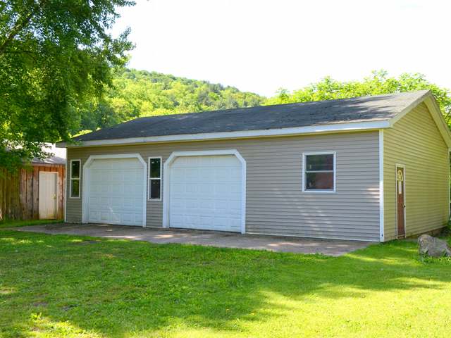 285 River Valley Road Irvine, PA 16329 - Photo 7 of 24 Gallery Image 7