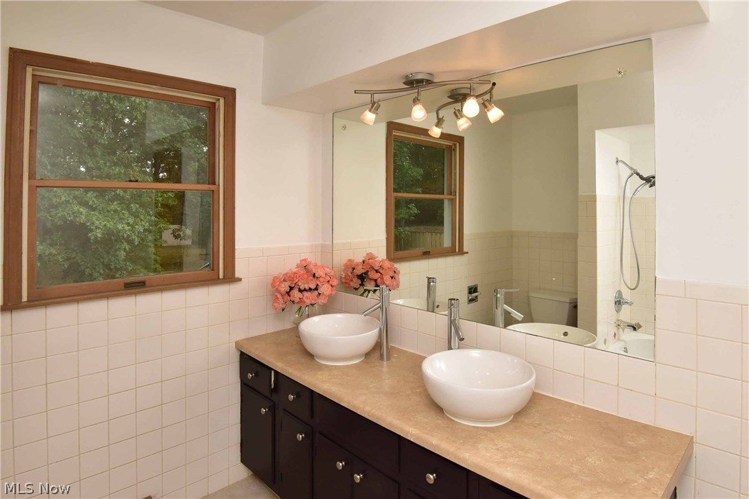 305 Wyant Road Akron, OH 44313 - Photo 20 of 29 Gallery Image 20