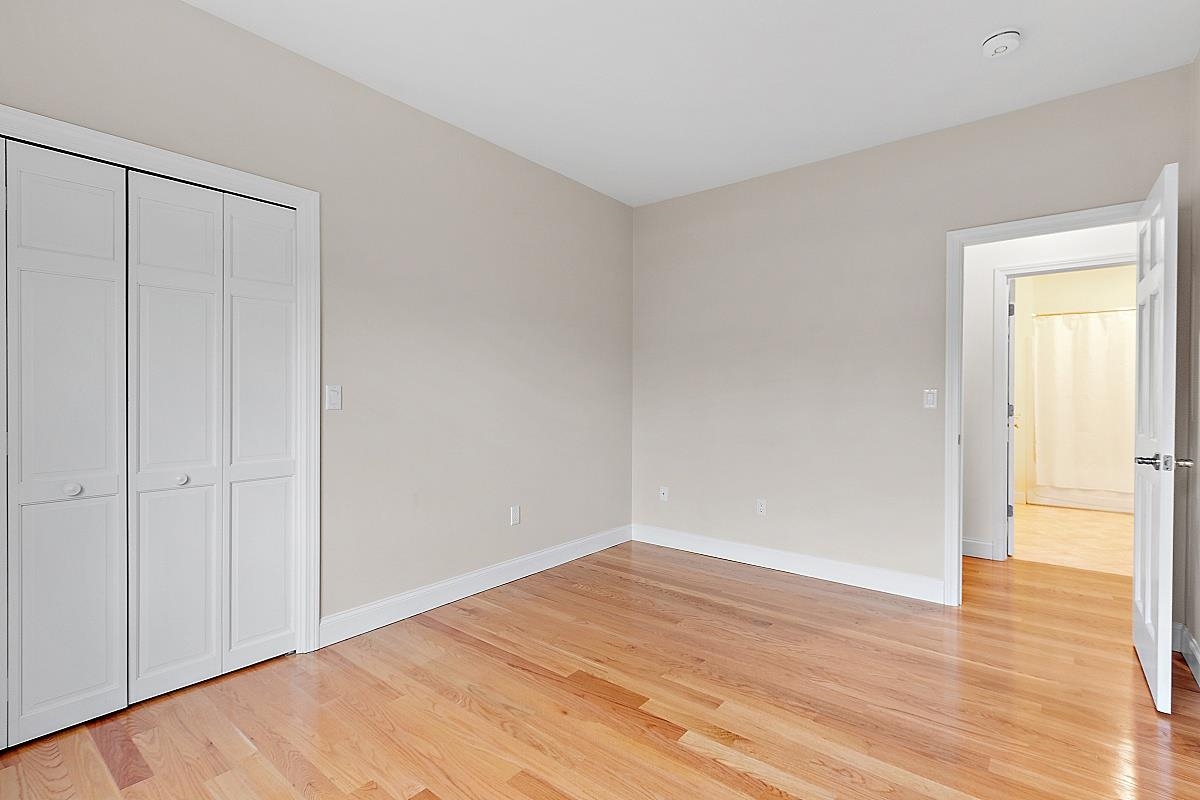 47 Silver Brook Road Salem, NH 03079 - Photo 11 of 40 Gallery Image 11