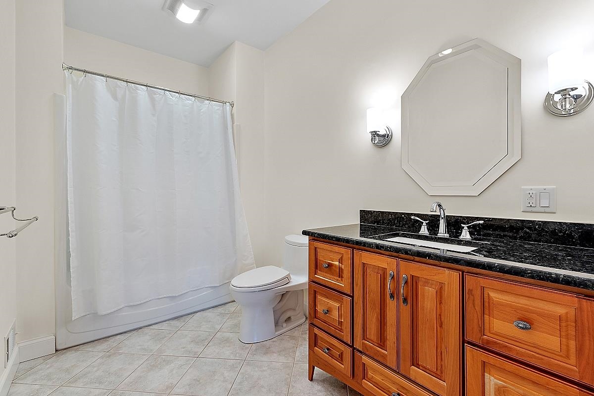 47 Silver Brook Road Salem, NH 03079 - Photo 13 of 40 Gallery Image 13