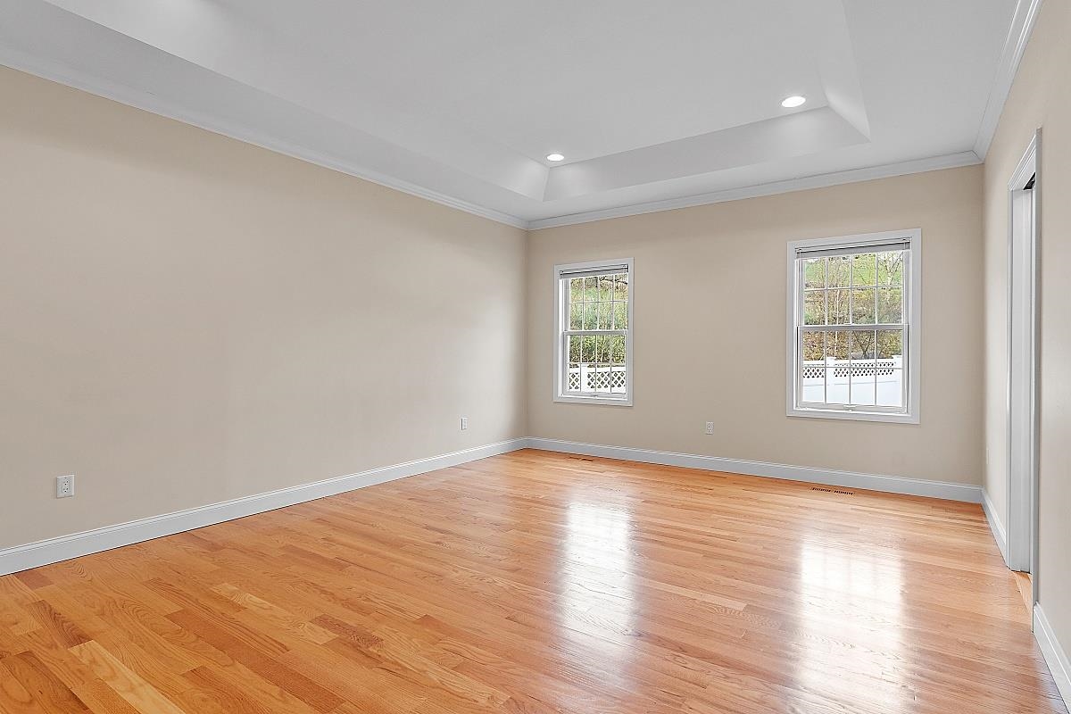 47 Silver Brook Road Salem, NH 03079 - Photo 15 of 40 Gallery Image 15
