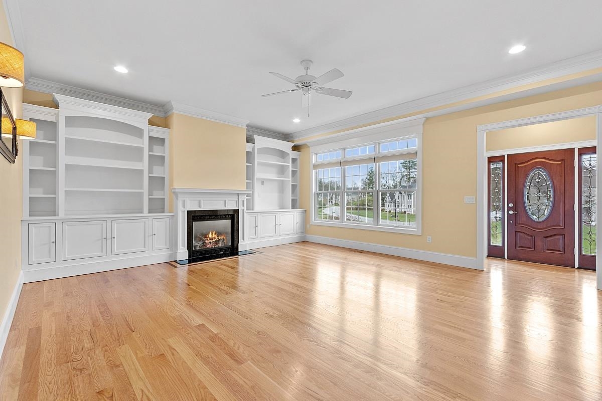 47 Silver Brook Road Salem, NH 03079 - Photo 2 of 40 Gallery Image 2