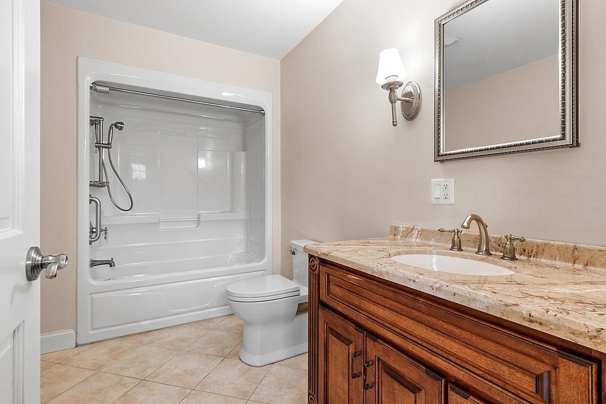 47 Silver Brook Road Salem, NH 03079 - Photo 25 of 40 Gallery Image 25