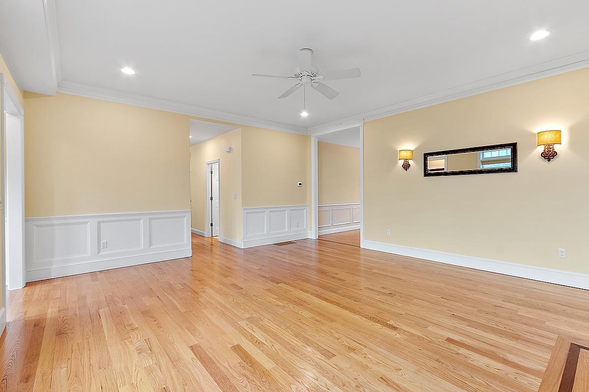 47 Silver Brook Road Salem, NH 03079 - Photo 4 of 40 Gallery Image 4