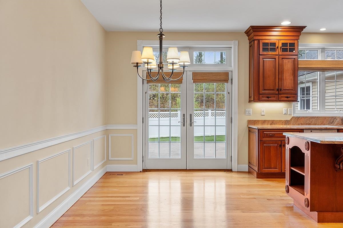 47 Silver Brook Road Salem, NH 03079 - Photo 5 of 40 Gallery Image 5