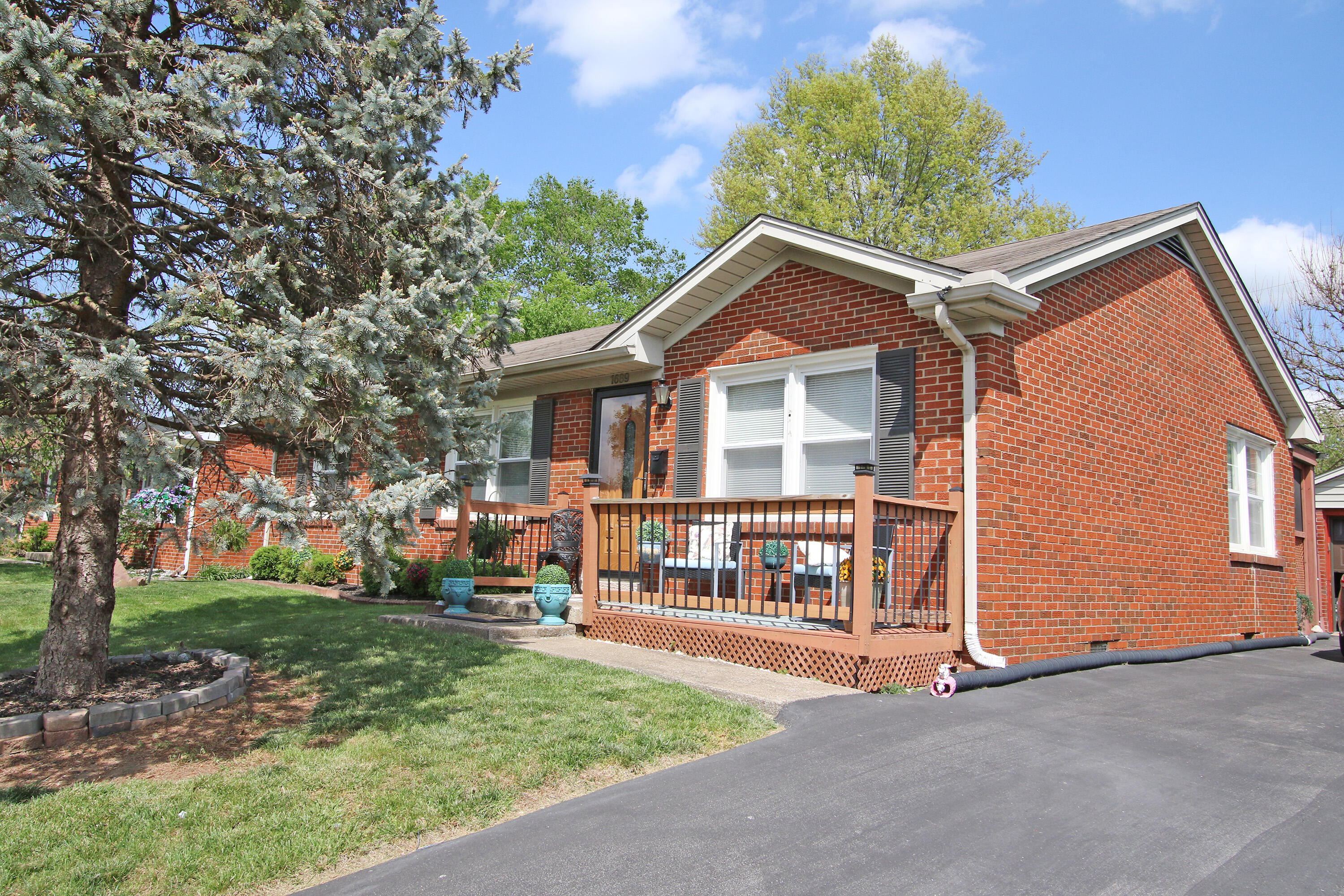 1689 Harrogate Road Lexington, KY 40505 - Photo 30 of 32 30