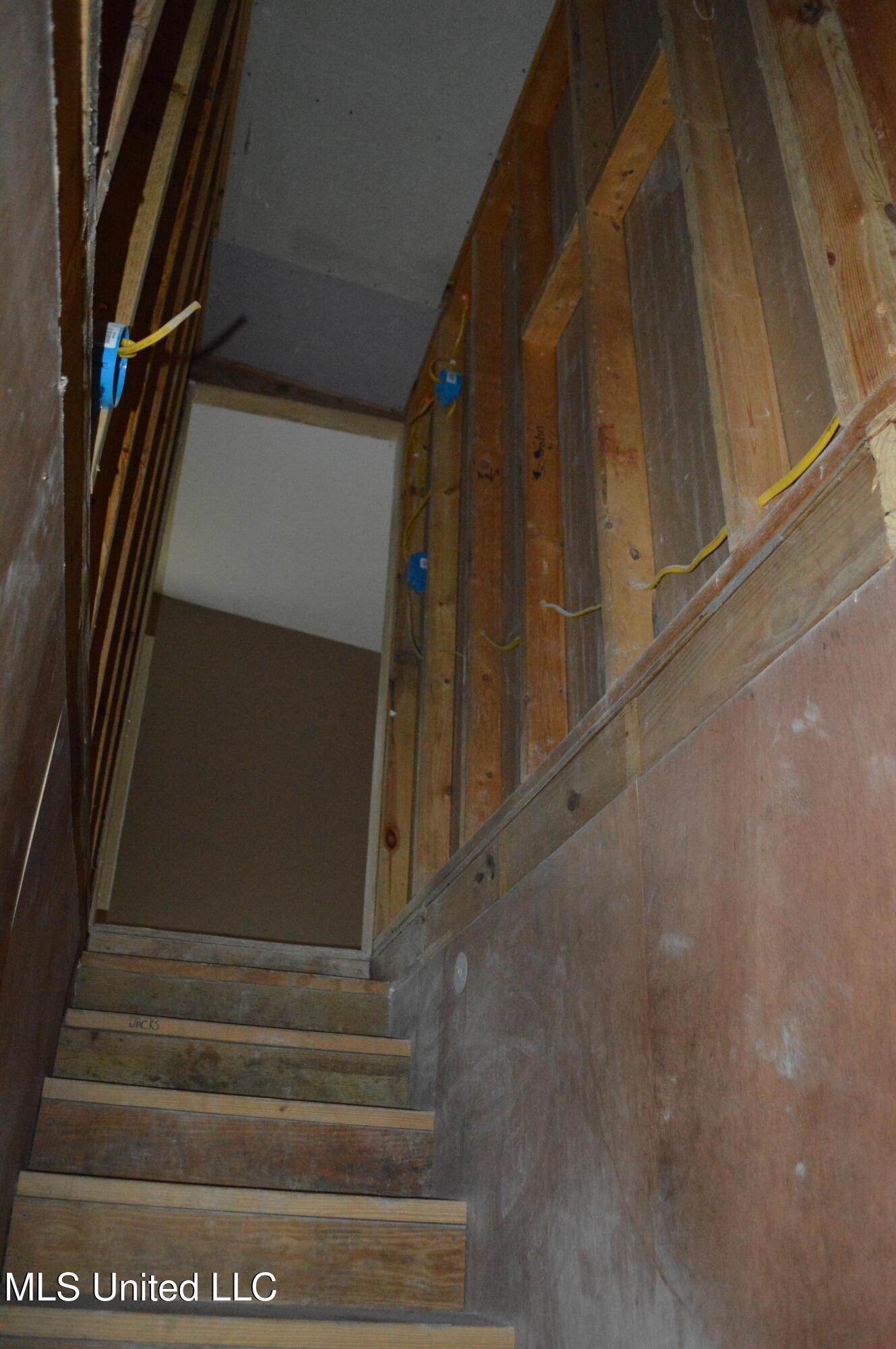 53 Scruggs Road Wiggins, MS 39577 - Photo 4 of 22 DSC_0050