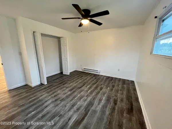 $1,700 | 513 Melrose Avenue, Clarks Summit, PA 18411