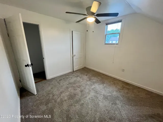 $1,700 | 513 Melrose Avenue, Clarks Summit, PA 18411