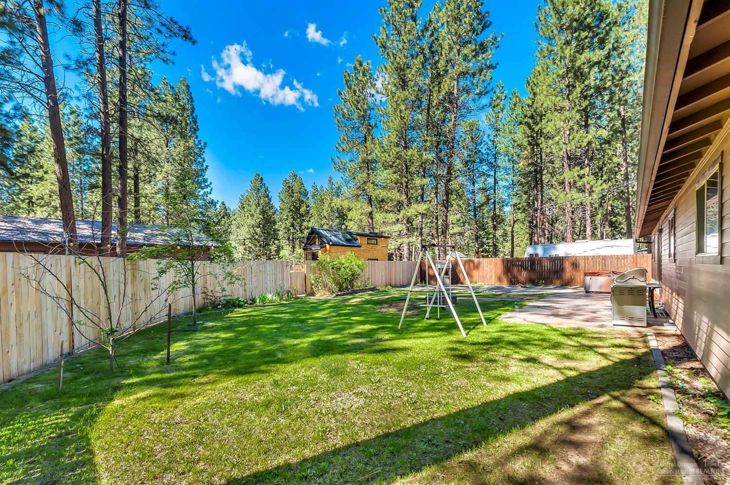 60111 Hopi Road Bend, OR 97702 - Photo 18 of 24 Additional Photo