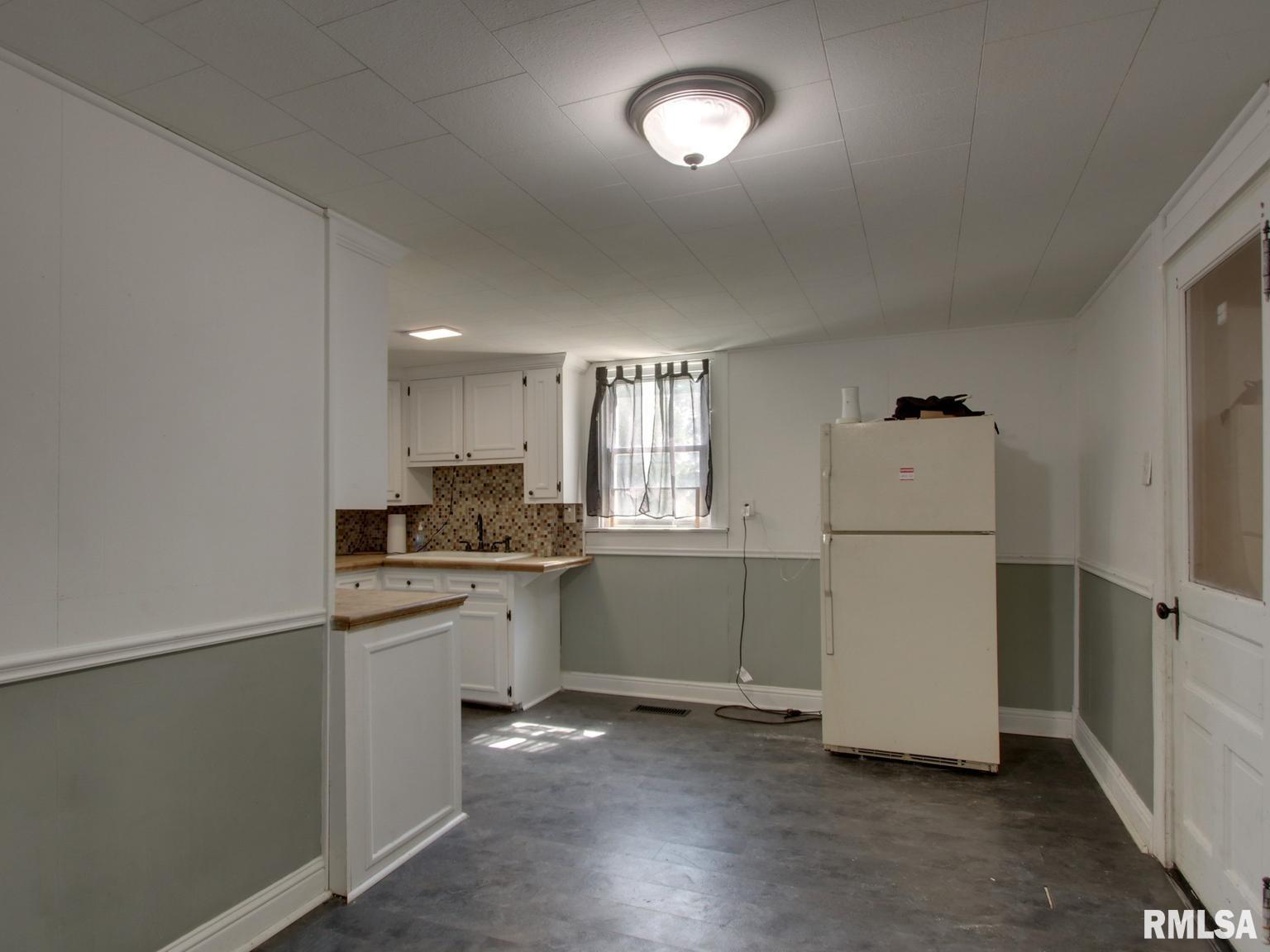 621 South 17th Street Quincy, IL 62301 - Photo 5 of 29