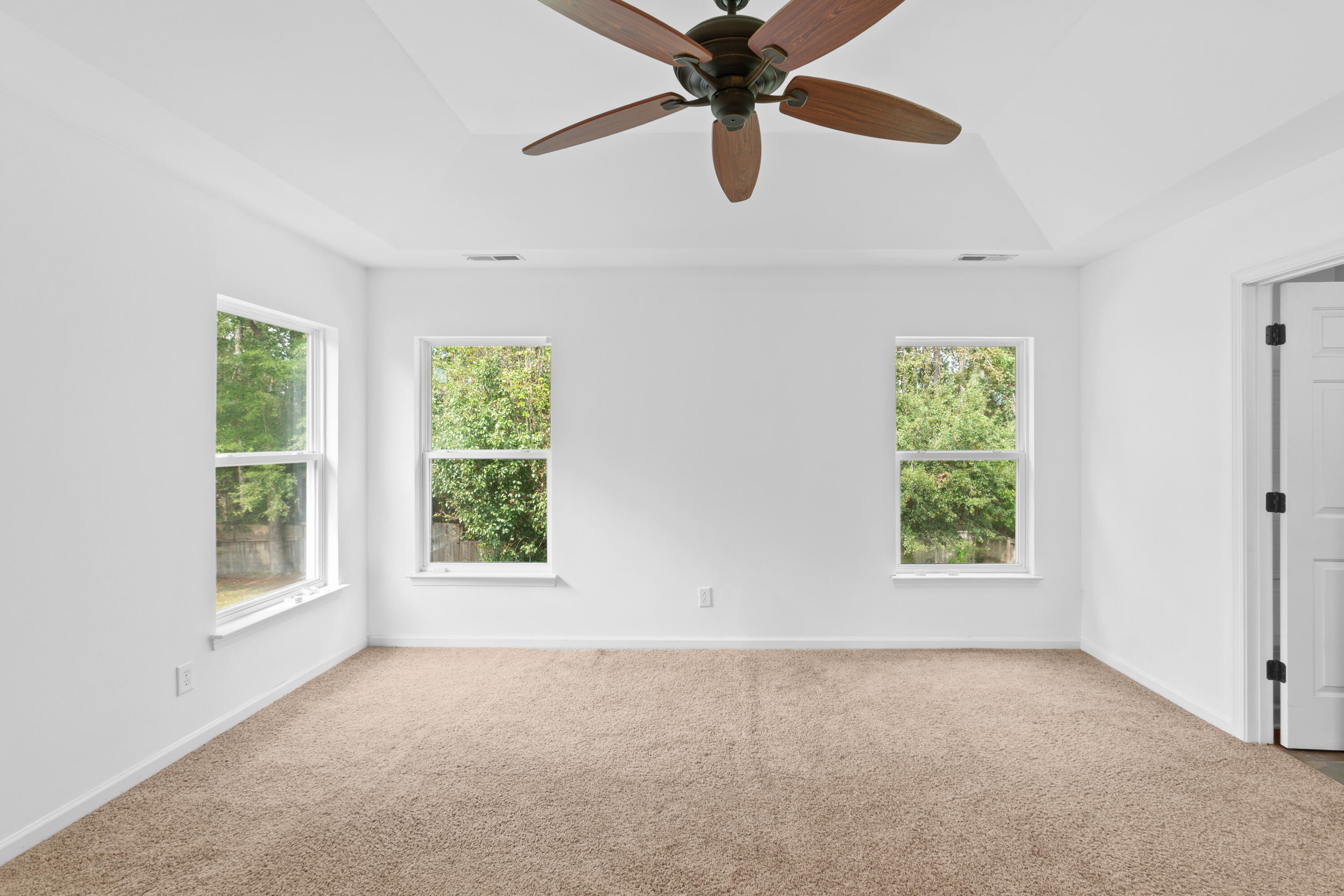 256 Woodbrook Way Moncks Corner, SC 29461 - Photo 12 of 22 256Woodbrook.NicoleBurbagePhoto-13