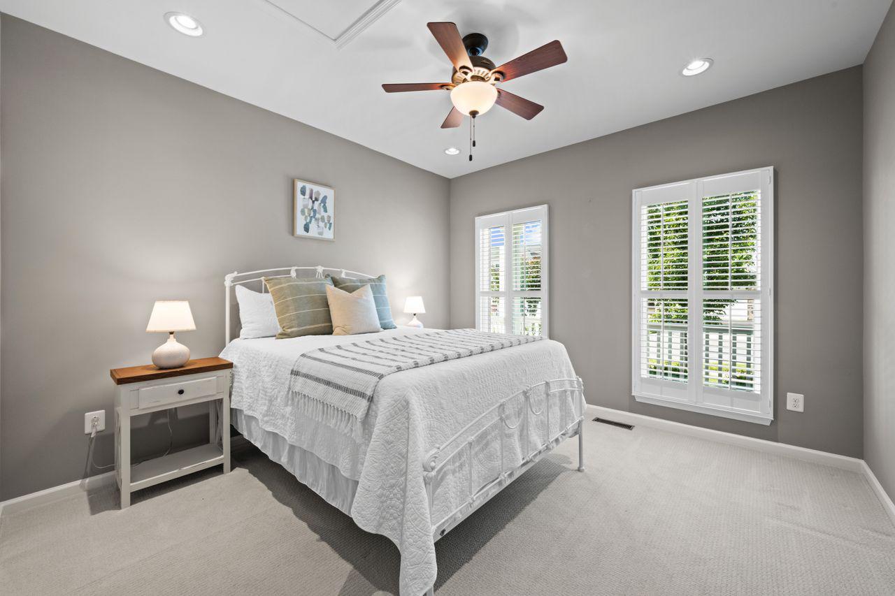 3026 Sunny Ridge Drive Odenton, MD 21113 - Photo 19 of 49 Main floor 2nd bedroom.